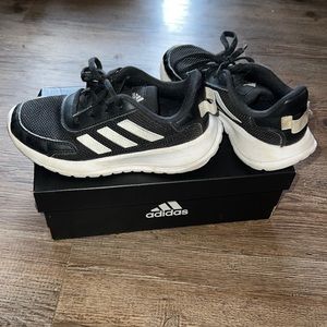 Child Adidas Tennis Shoes Big Kid Size 13.5